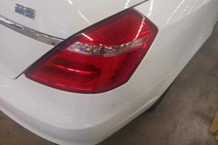 Used Geely Auto Emgrand 2017 Sedan Million Edition 1.5L Manual - Upward Version Right Rear Taillight