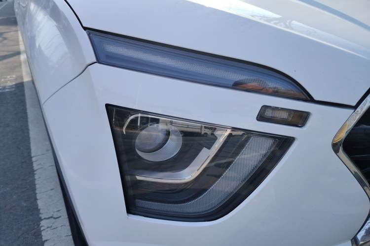 Used Hyundai ix25 2020 1.5L CVT GLS Smart Model Right Front Headlight