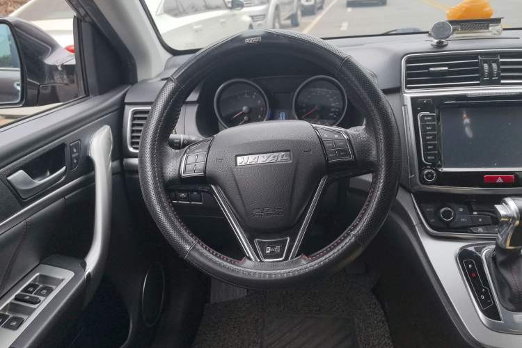 Used Haval H6 2015 Sport Edition 1.5T Automatic Two-Wheel Drive Luxury Model
