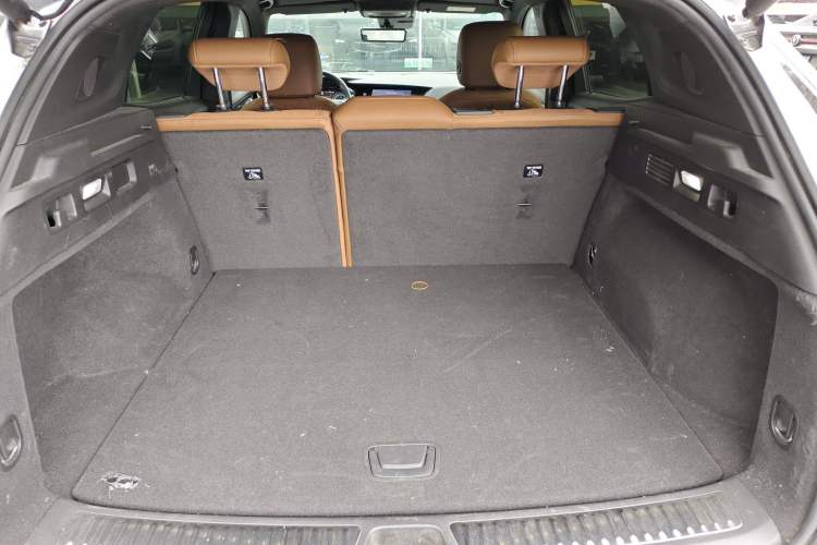 Used Buick Envision 2020 Encore S 652T Two-Wheel Drive Luxury Model