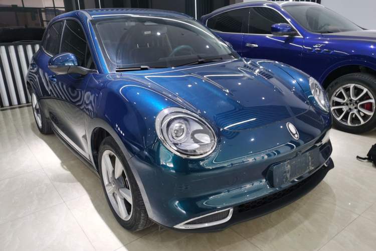 Used ORA Good Cat 2022 Morandi Edition 400km Standard Range Luxury Version Lithium-Ion Battery Front Right 45 Deg