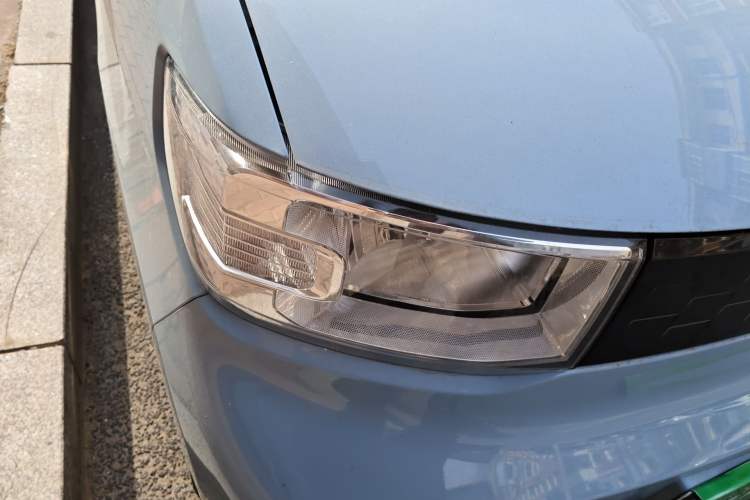 Used Wuling Hongguang MINIEV 2022 Easy Version Lithium Iron Phosphate Right Front Headlight