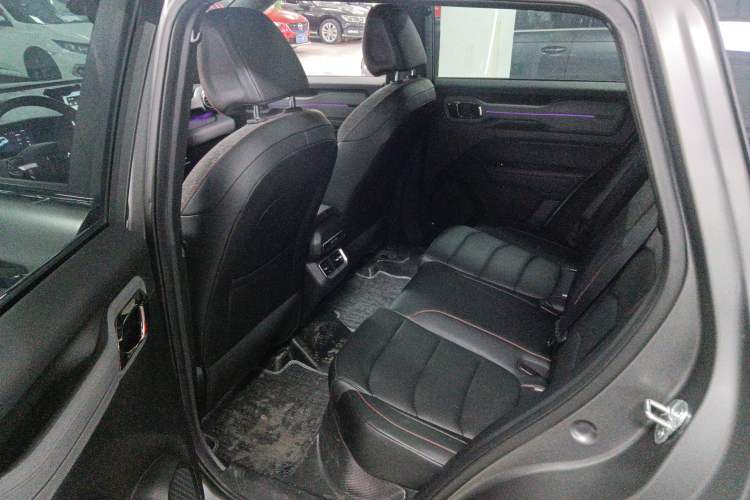 Used Geely Auto Cowboy 2025 1.5TD Fun-Offroad Version Interior 4