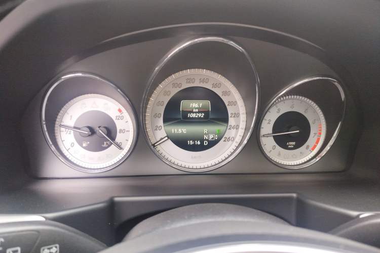 Used Mercedes-Benz GLK-Class 2013 Facelift GLK 300 4MATIC Fashion Edition