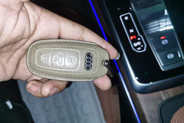 Used Audi Q7 2023 55 TFSI quattro S line Sport Edition
