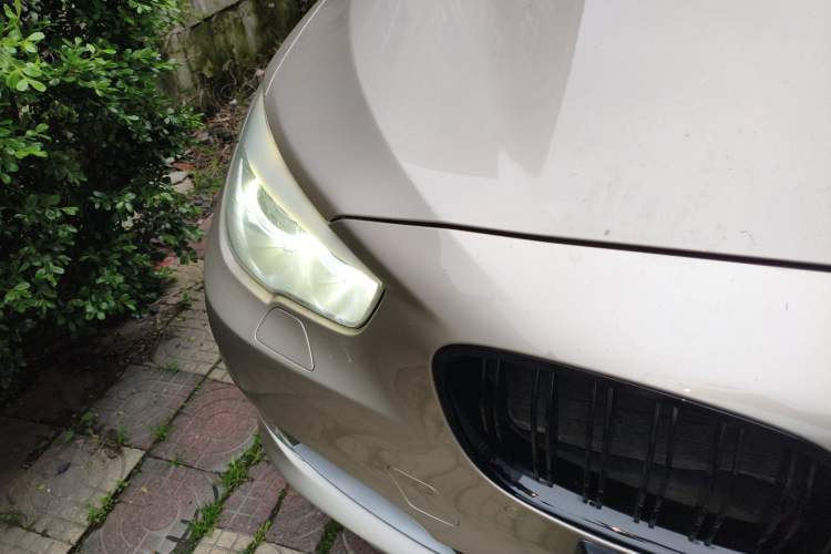 Used BMW 5 Series GT 2011 535i Elegant Edition Right Front Headlight