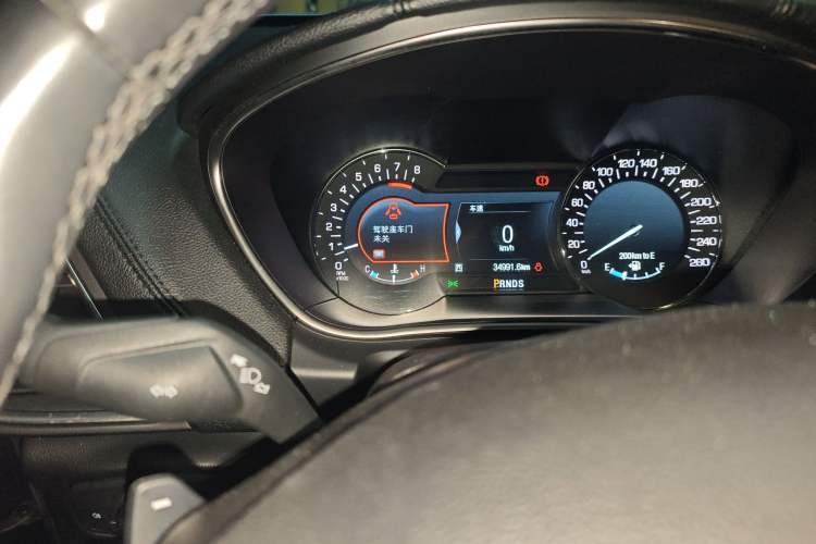 Used Lincoln MKX 2017 2.0T Two-Wheel Drive Deluxe Edition