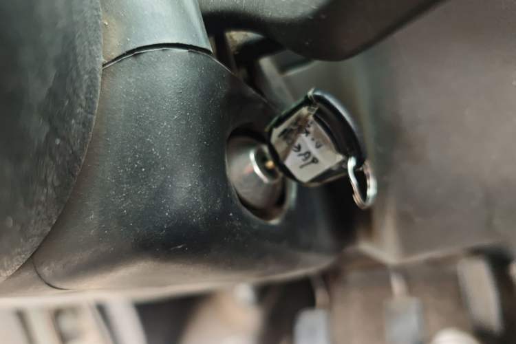 Used Ford Classic Transit 2009 2.4L Gasoline Multi-Function Short Wheelbase Mid-Roof 4G64S4N