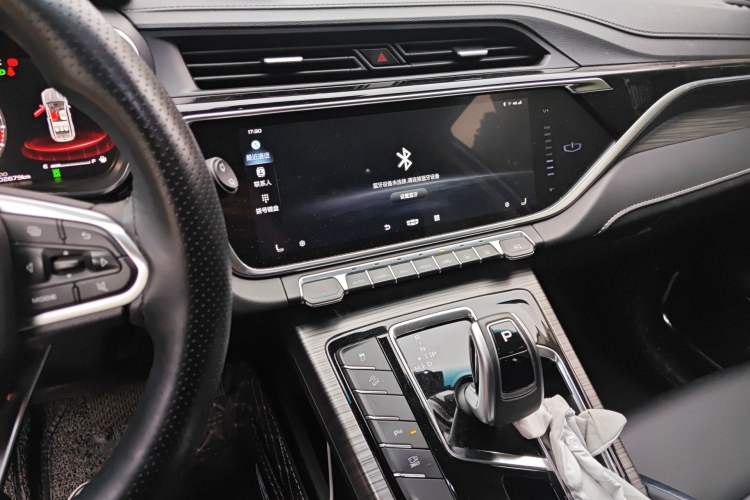 Used Geely Auto Emgrand X7 Sport 2020 1.8TD DCT ZhiZun PRO Audio And AC Panel