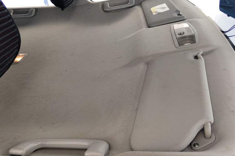 Used Mitsubishi ASX 2013 1.6L Manual Two-Wheel Drive Standard Edition Headliner