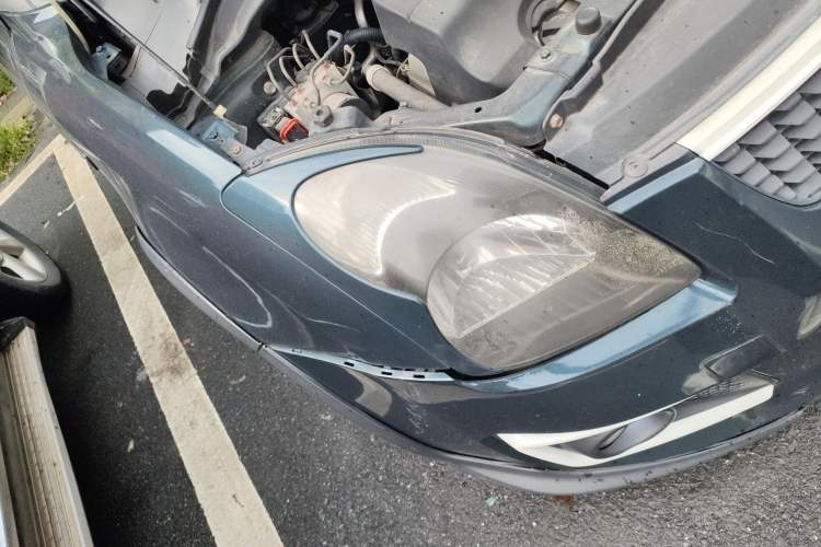 Used Suzuki Swift 2016 1.5L Automatic Fashionable Coolplay Edition Right Front Headlight