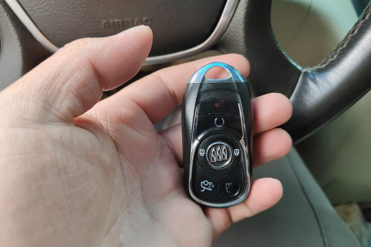 Used Buick GL8 2017 25S Comfort Version China V Standard
