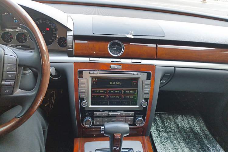 Used Volkswagen Phaeton 2012 3.0L Business Edition