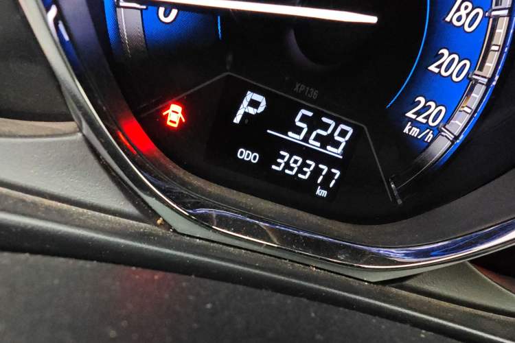 Used Toyota YARiS L Zhi Xuan 2016 Revised Version 1.5G CVT with Dynamic Sunroof