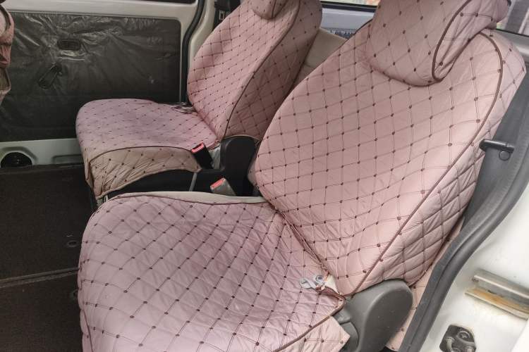 Used Wuling Rongguang V 2016 1.5L Standard Version