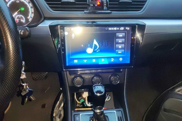 Used Skoda Superb 2019 TSI280 DSG Standard Edition Audio And AC Panel