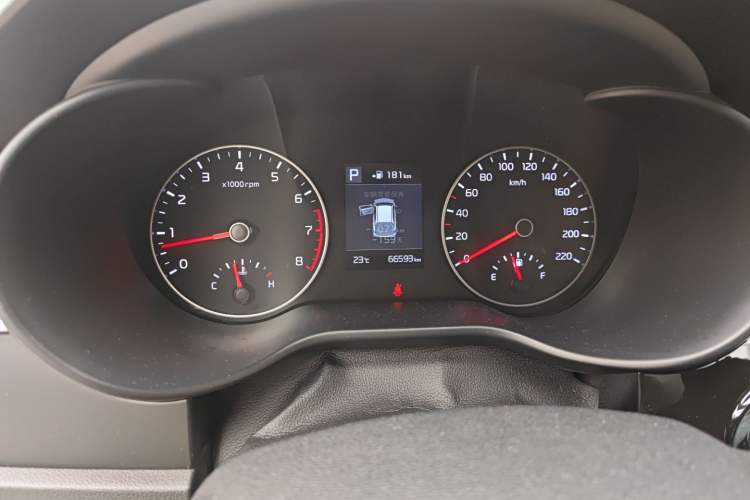 Used Kia KX Cross 2017 1.4L AT GLS Instrument Cluster