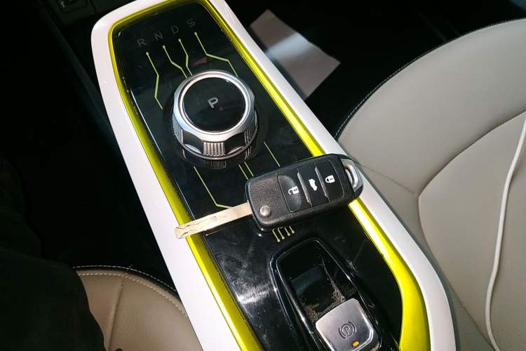 Used Oshan Benni E-Star 2022 Qingxin Edition Colorful Model Lithium-NMC
