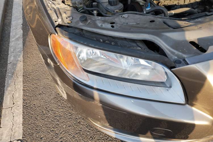 Used Volvo S80L 2011 2.0T ZhiShang Version
