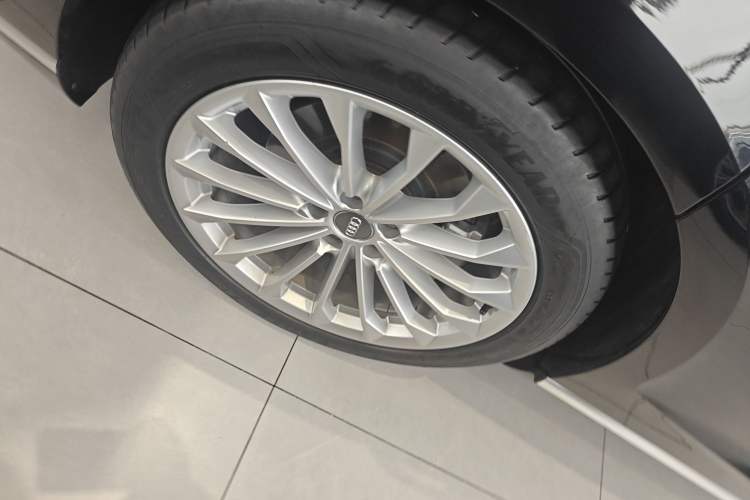 Used Audi A8 2019 A8L 50 TFSI quattro Comfort Model
