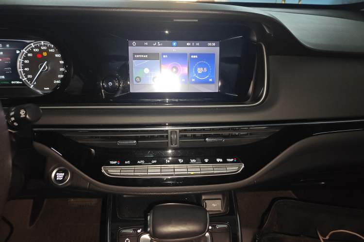 Used GAC Trumpchi M6 2021 270T DCT Luxury Edition (7-seater)
