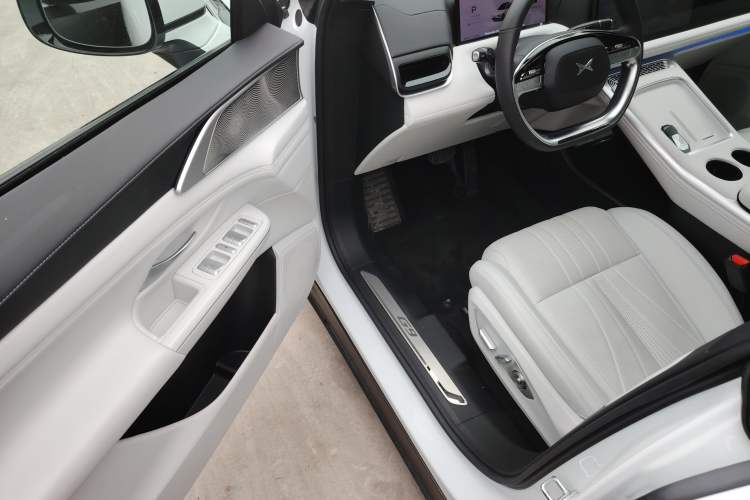 Used XPeng G9 2024 650 Max Driver Seat