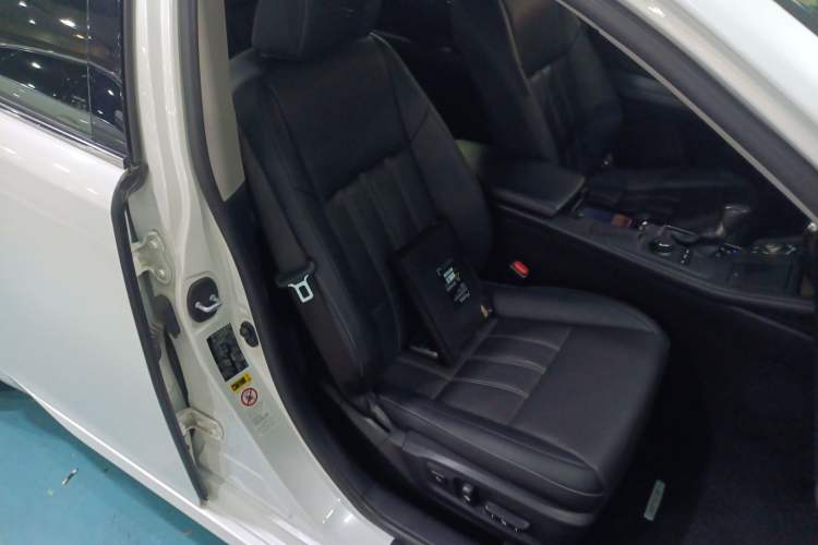 Used Lexus ES 2015 200 Elite Edition
