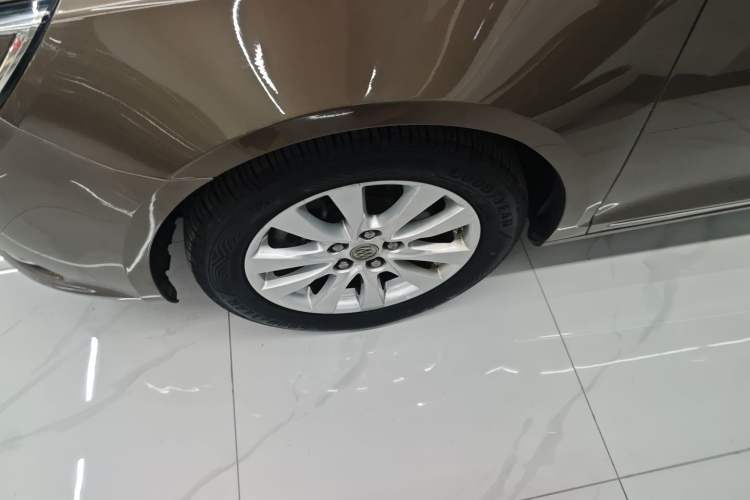 Used Buick LaCrosse 2013 2.4L SIDI Elite Comfort Version
