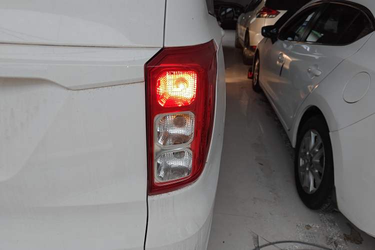 Used Wuling Hongguang 2021 1.5L Revised S Standard Version with Electric Power Steering LAR