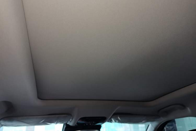 Used Chery Explore 06 2023 Urban Edition 1.6T Two-Wheel Drive Luxury Headliner