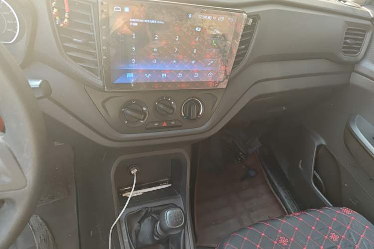 Used Wuling Hongguang V 2019 1.5L Standard Version China VI LAR Audio And AC Panel