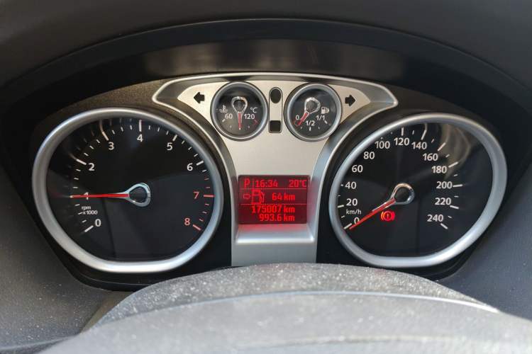 Used Ford Focus 2011 Sedan 1.8L Automatic Fashion Edition