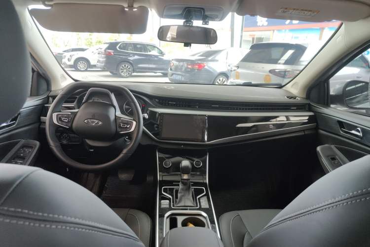 Used Chery Arrizo 5 2024 1.5L CVT Style Version Center Console