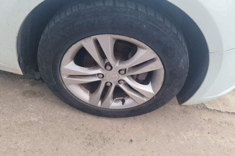 Used Chevrolet Cruze 2015 1.5L Classic SE MT
