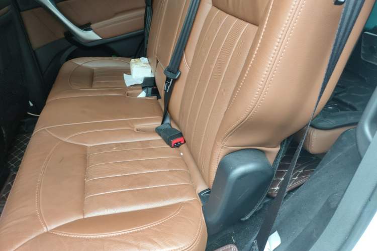 Used Haval H9 2015 2.0T Four-Wheel Drive Luxury 7-Seater Left Rear Seat