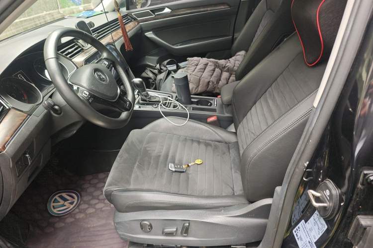 Used Volkswagen Magotan 2017 330TSI DSG Luxury Model
