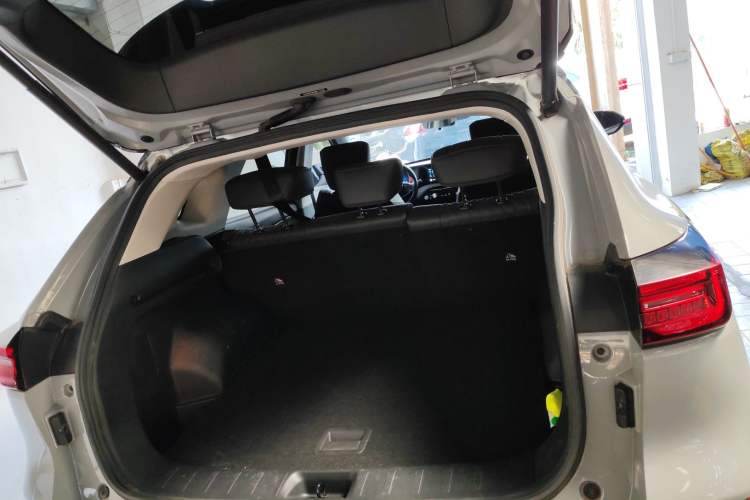 Used Dongfeng Aeolus Huge 2022 Mach Power 1.5T Dare-to-Enjoy Edition · Yue
