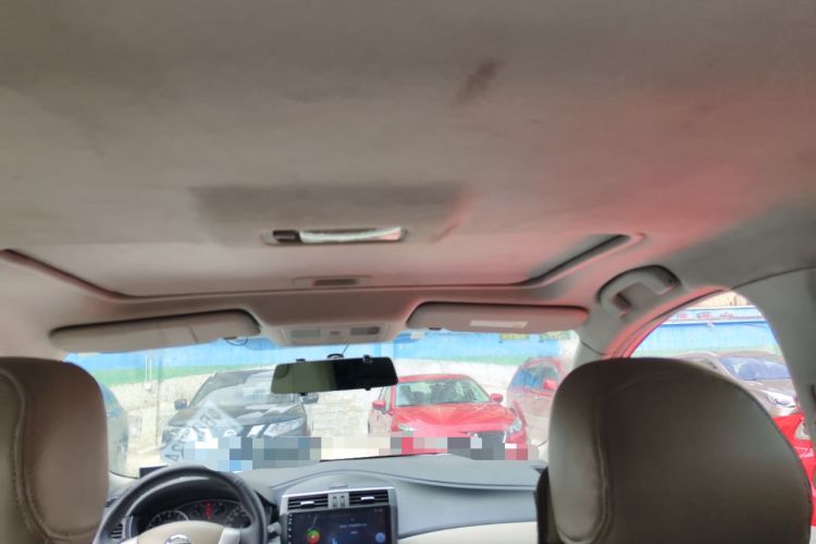 Used Nissan Tiida 2013 1.6L CVT Cool Cafe Edition