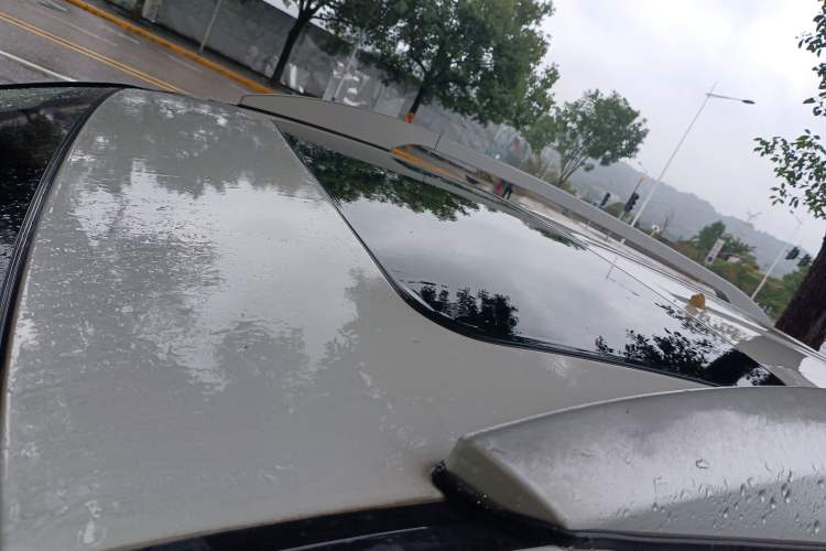 Used Geely Auto GX7 2015 Sports Edition 2.0L Automatic Prestige Model
