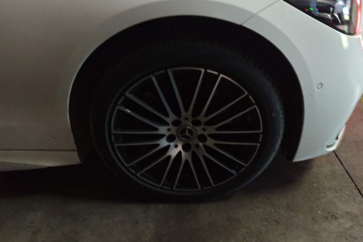 Used Mercedes-Benz C-Class 2024 C 260 L Sport Edition Right Front Wheel Hub