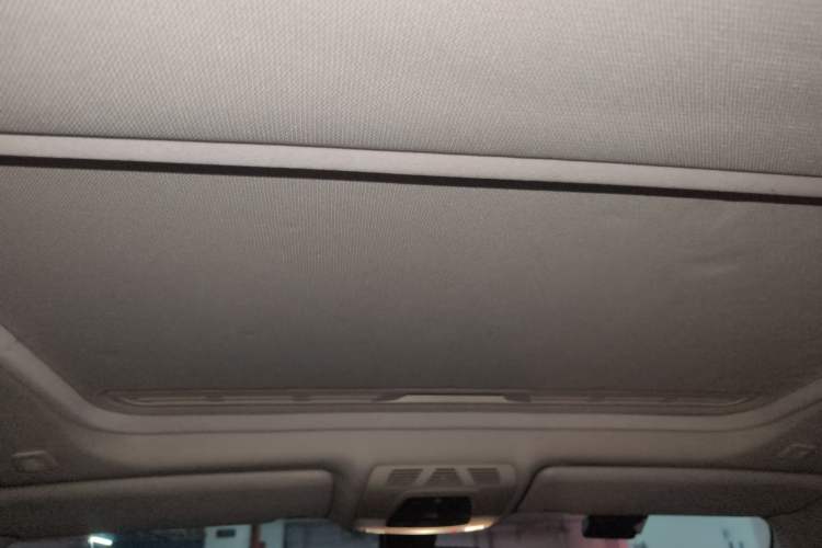 Used BMW 3 Series 2014 320Li Luxury Design Package
