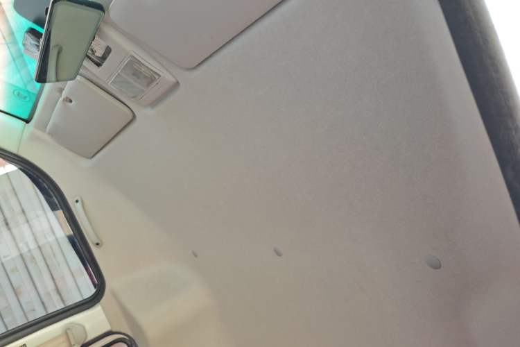 Used Jinbei New Hiace X30L 2021 1.5L Wealth Central Air Conditioning Edition Van China VI Standard SWC15M Headliner