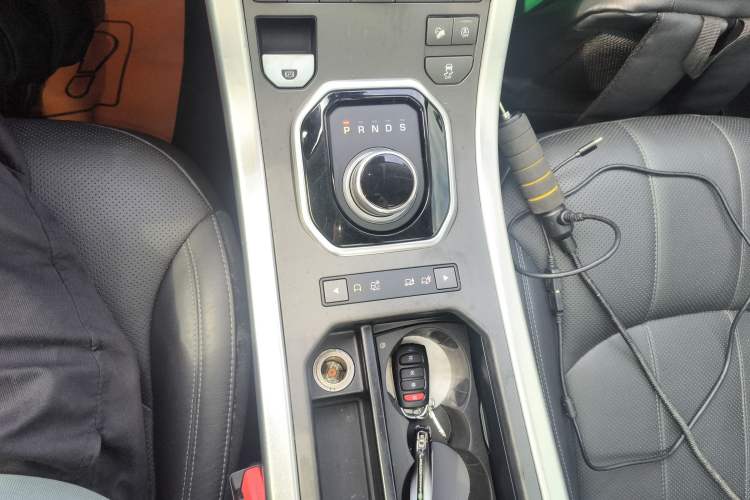 Used Land Rover Range Rover Evoque 2018 240 PS SE DYNAMIC Smart Edition