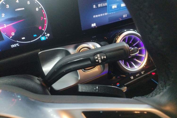 Used Mercedes-Benz GLB 2024 Refresh GLB 220 Fashion Edition
