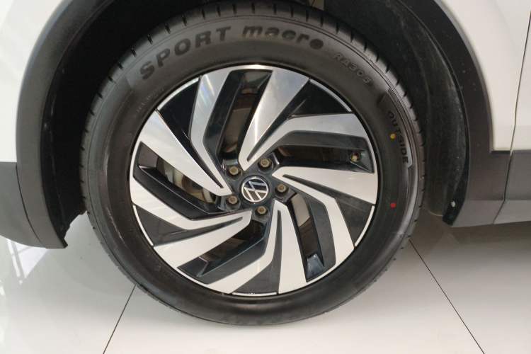 Used Volkswagen Tiguan L 2024 300TSI Automatic Two-Wheel Drive Smart Edition
