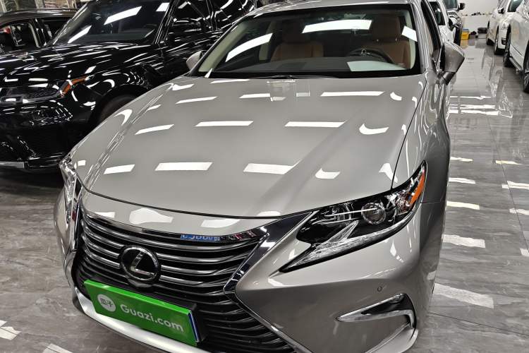 Used Lexus ES 2015 200 Elite Edition Front