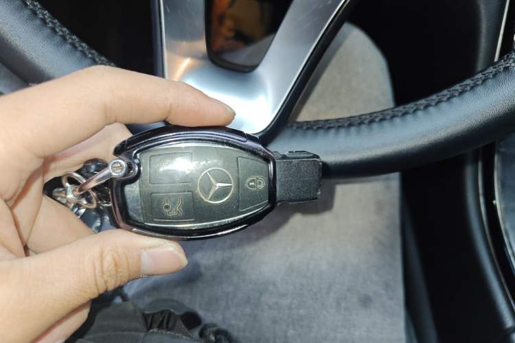 Used Mercedes-Benz C-Class 2015 Restyled C 180 L Sport Edition
