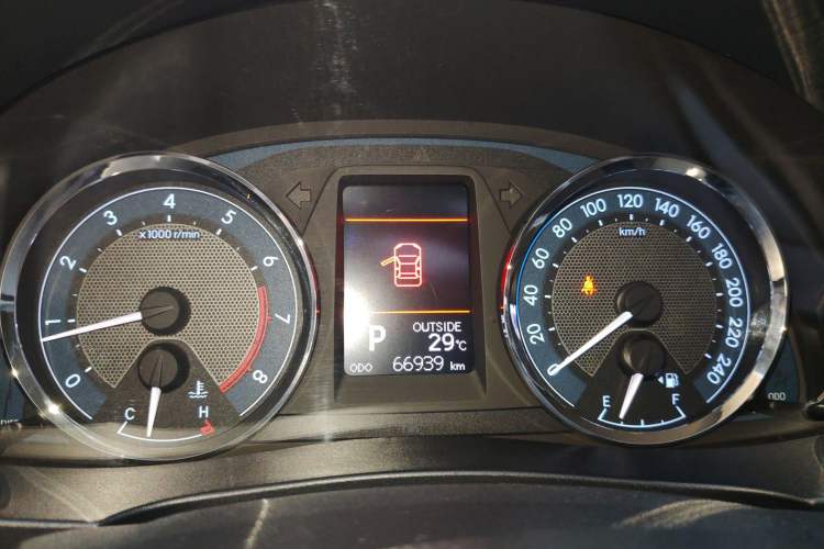 Used Toyota Corolla 2014 1.6L CVT GL-i Instrument Cluster