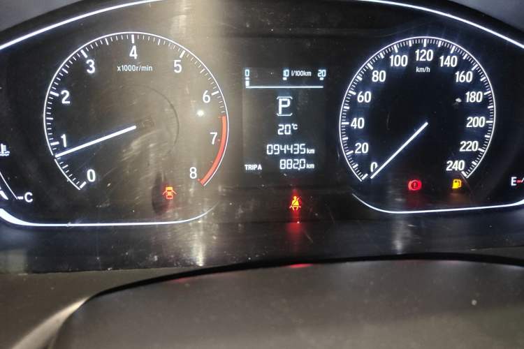 Used Honda Inspire 2019 260TURBO Elegant Edition China V Emission Standard Odometer Close Up