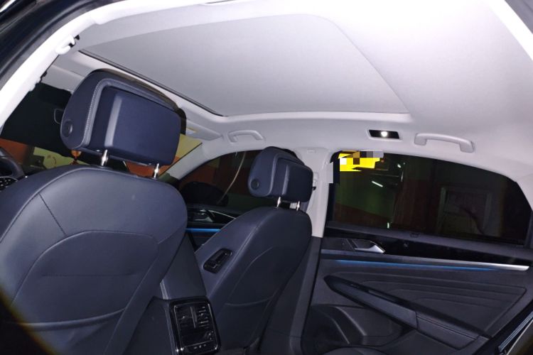 Used Volkswagen Passat 2024 380TSI Dragon Glory Edition Headliner